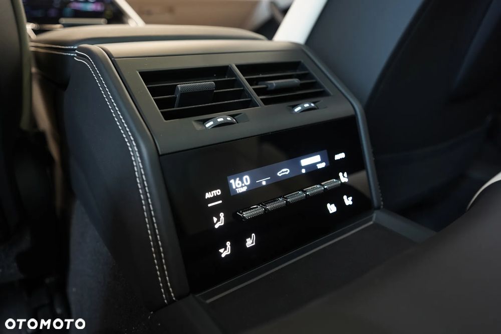 Porsche Panamera - 31