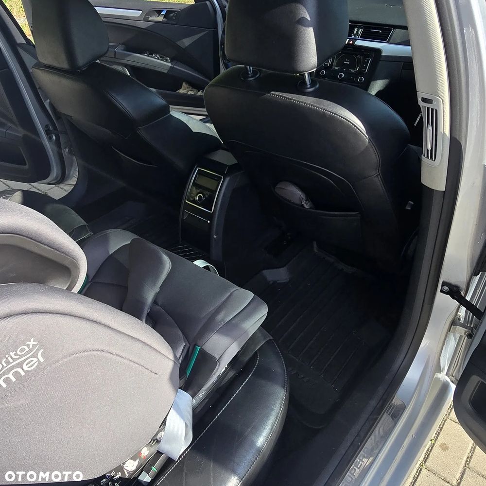 Skoda Superb - 19
