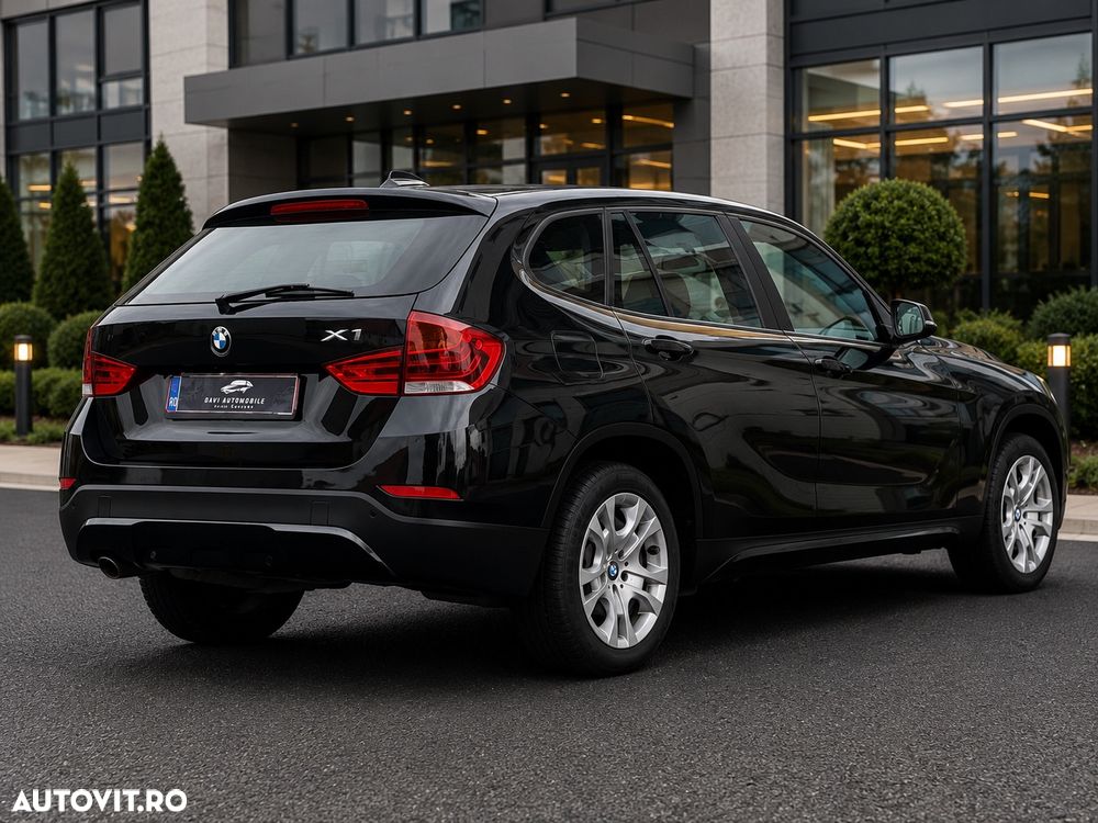 BMW X1 xDrive18d Aut. Sport Line - 4
