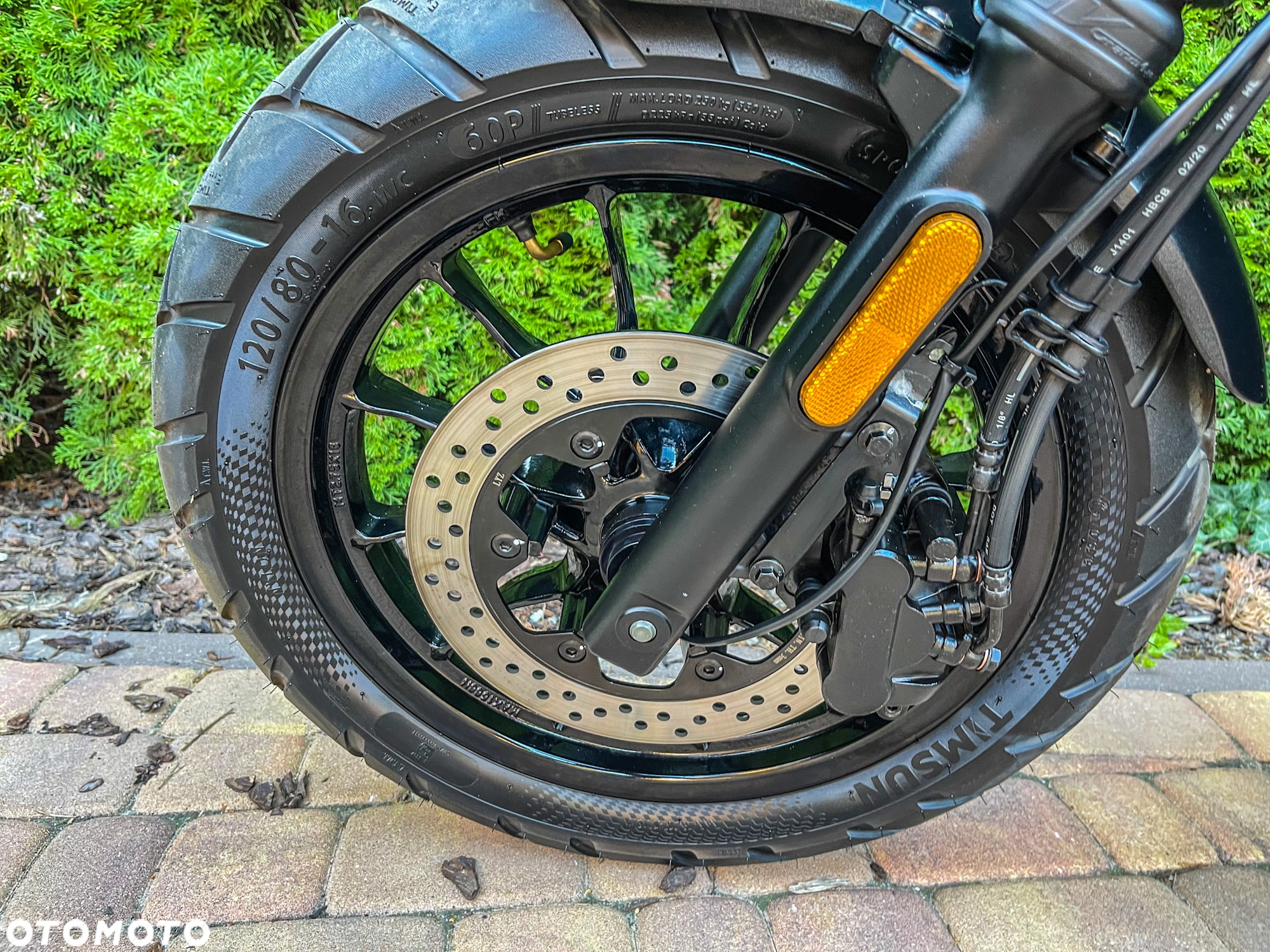 Hyosung GV - 11
