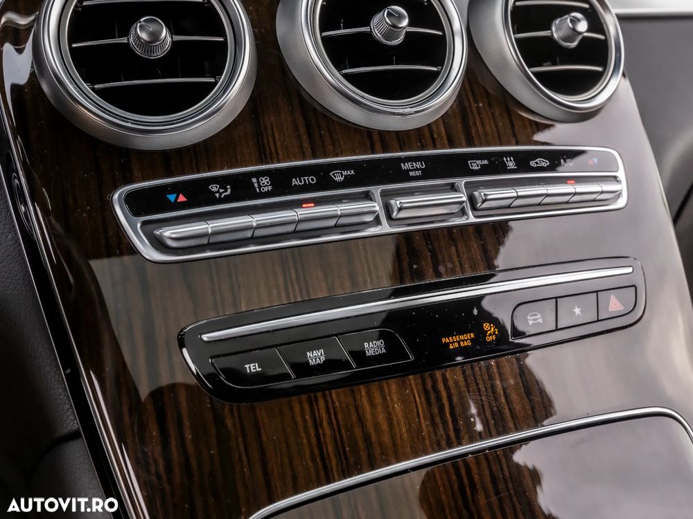 Mercedes-Benz GLC 300 e 4MATIC - 21