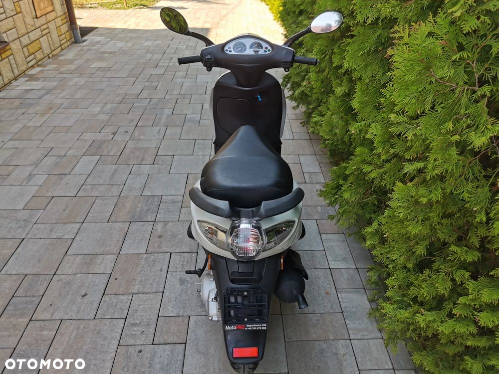 Piaggio FLY - 9
