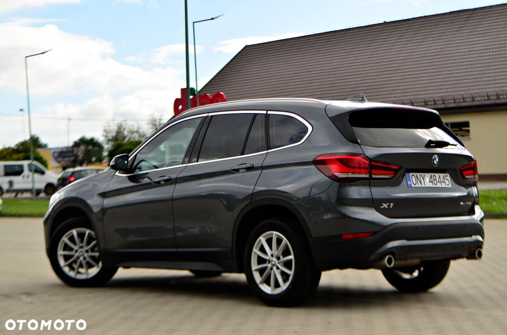 BMW X1 sDrive18d Business Edition - 6
