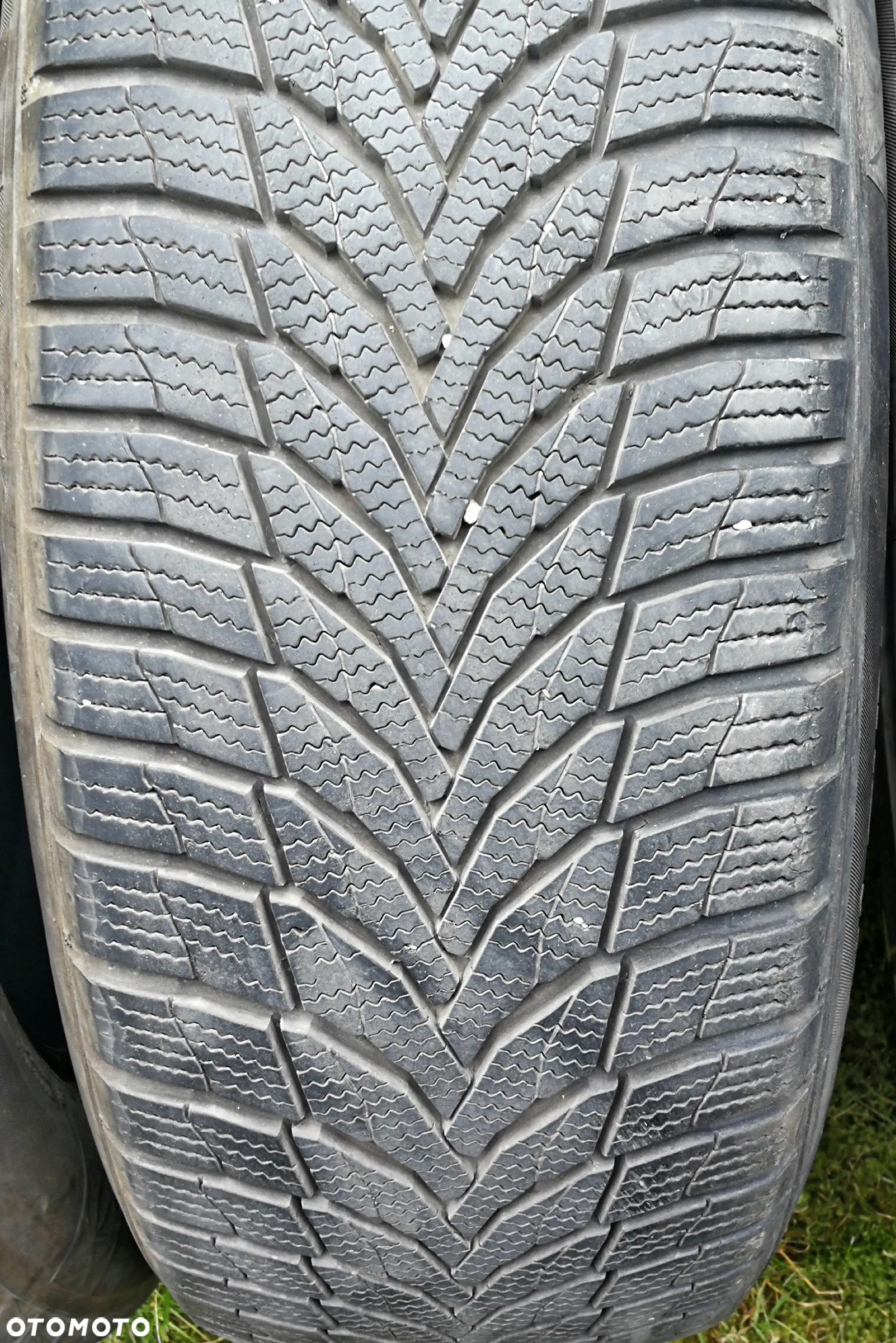 Opony zimowe Nexen Winguard Sport 2, 225/60 R18, bieżnik 6 mm - 6