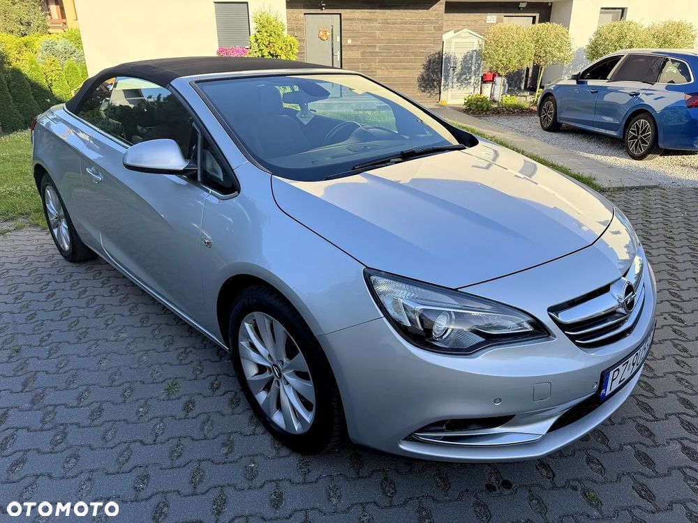 Opel Cascada - 1