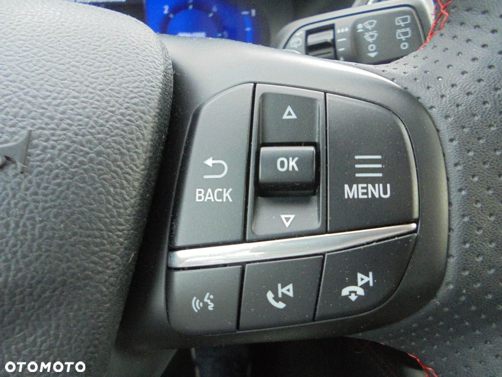 Ford Kuga 2.0 EcoBlue 4x4 ST-LINE X - 21
