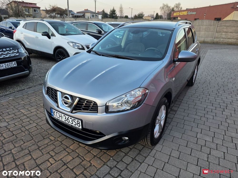 Nissan Qashqai+2 - 5