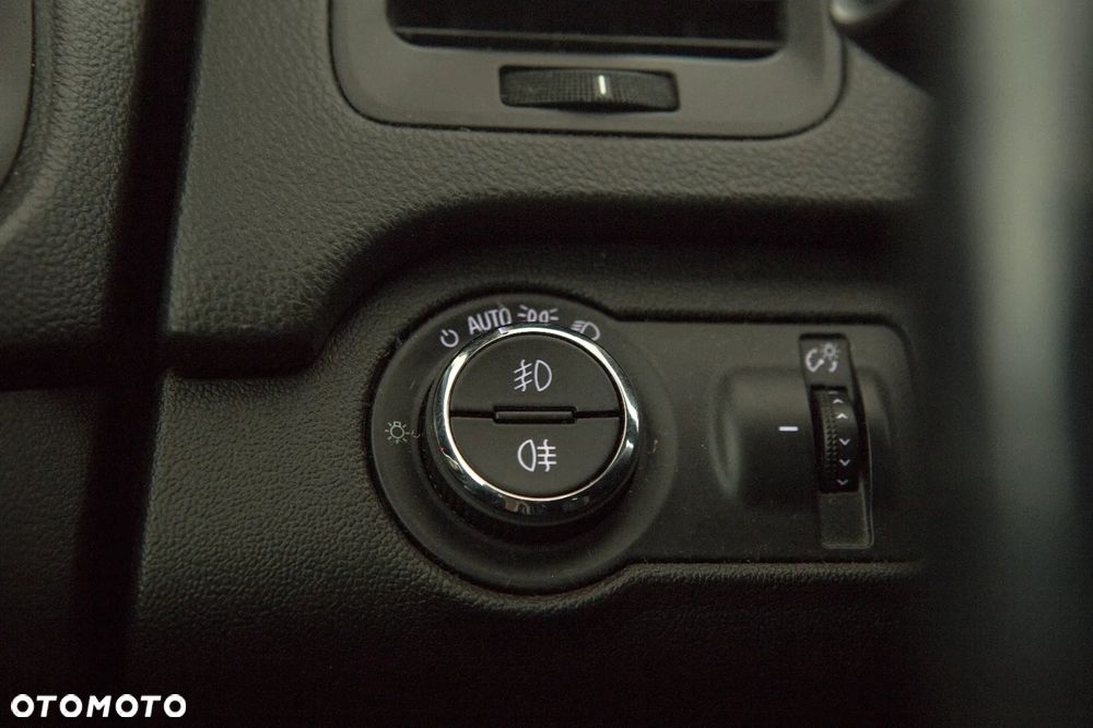 Opel Insignia 1.4 Turbo ecoFLEX Start/Stop Business Innovation - 8