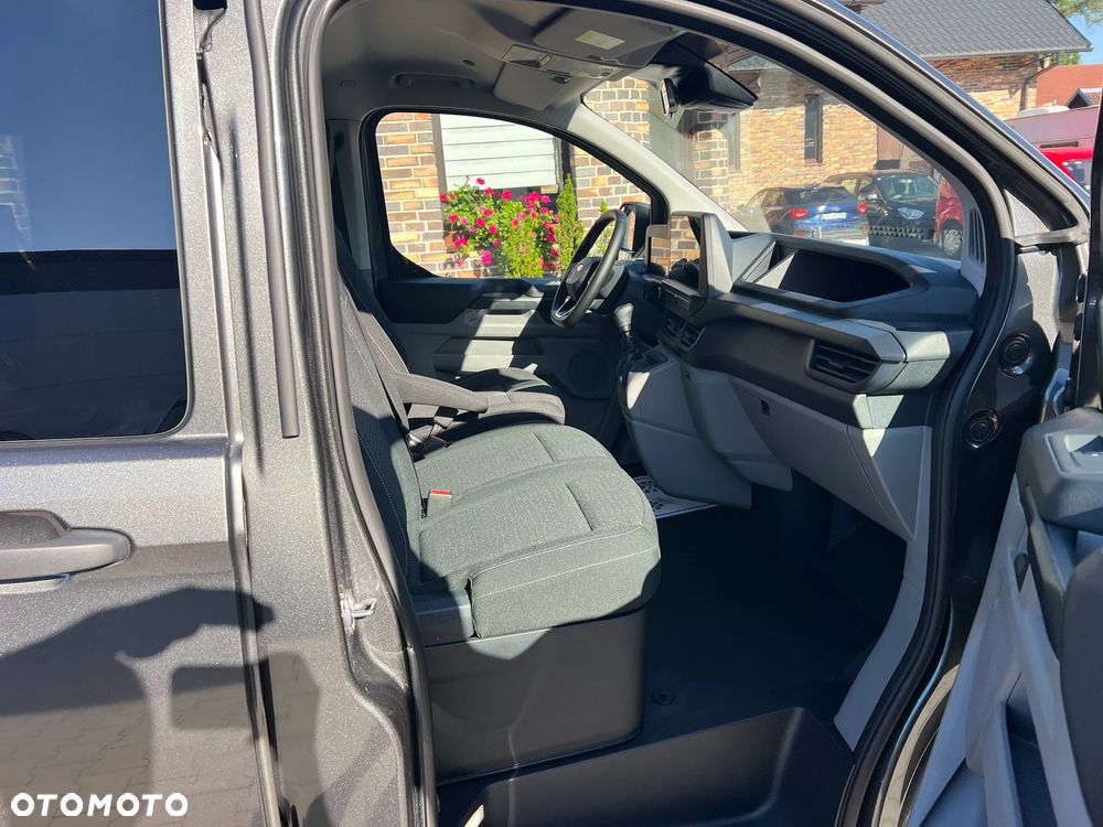 Ford Tansit Custom - 15