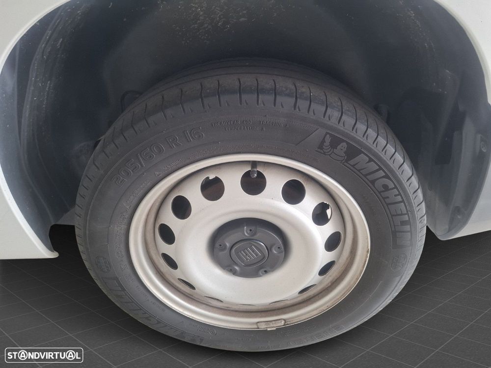 Fiat Doblo 1.5 BlueHDi Maxi - 11