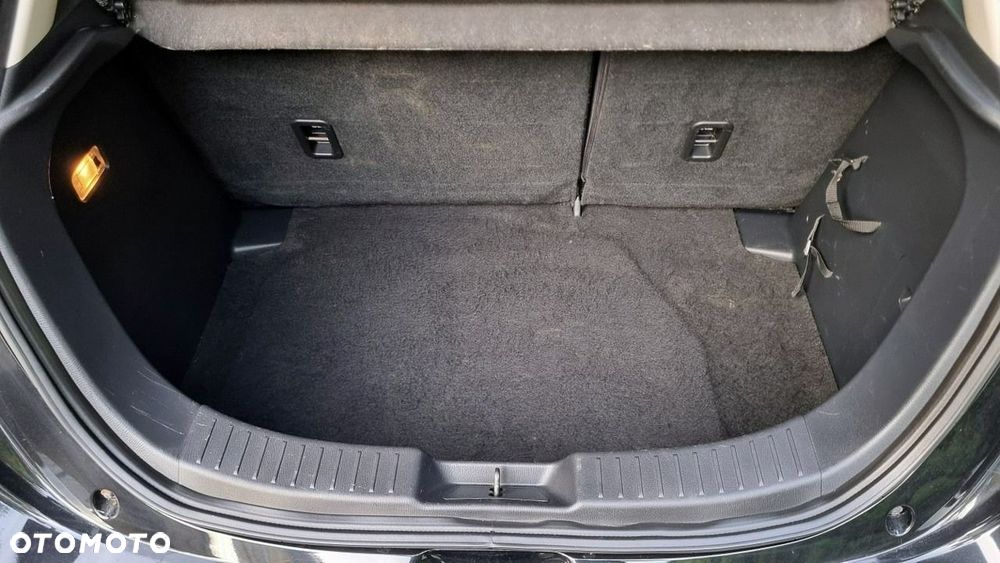 Mazda 2 - 21