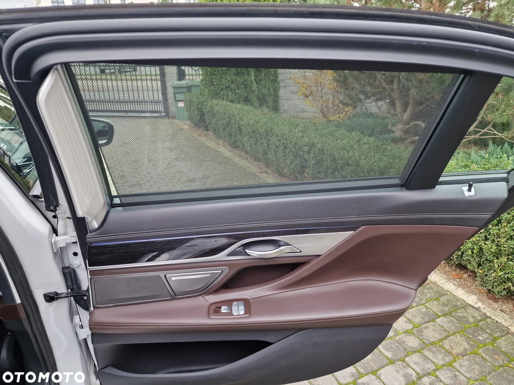 BMW Seria 7 750Li xDrive - 20