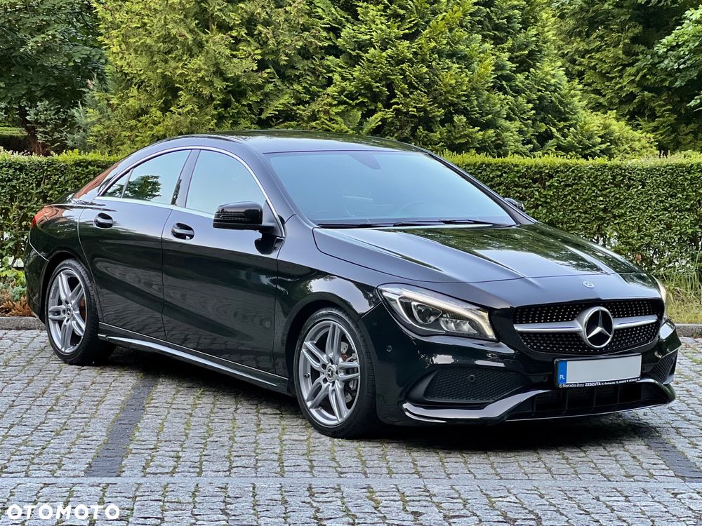 Mercedes-Benz CLA 200 7G-DCT AMG Line - 11