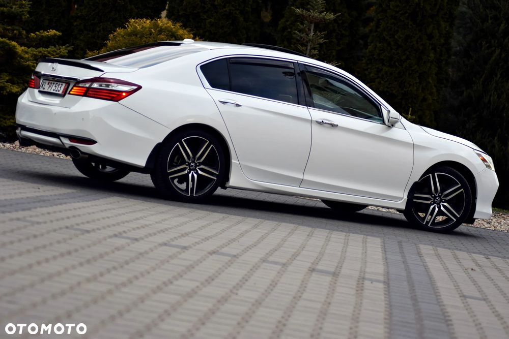 Honda Accord - 22