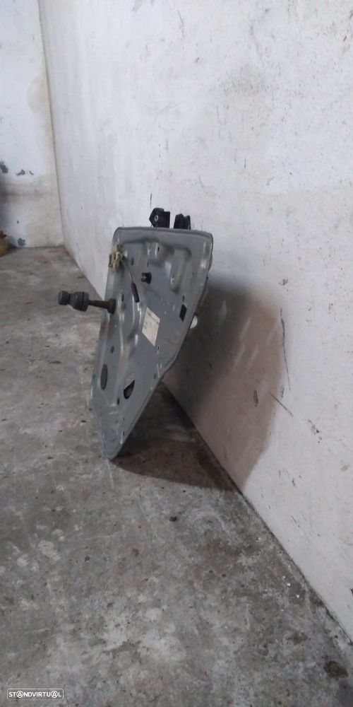 Estrutura Do Elevador Trás Direito Skoda Fabia I (6Y2) - 3