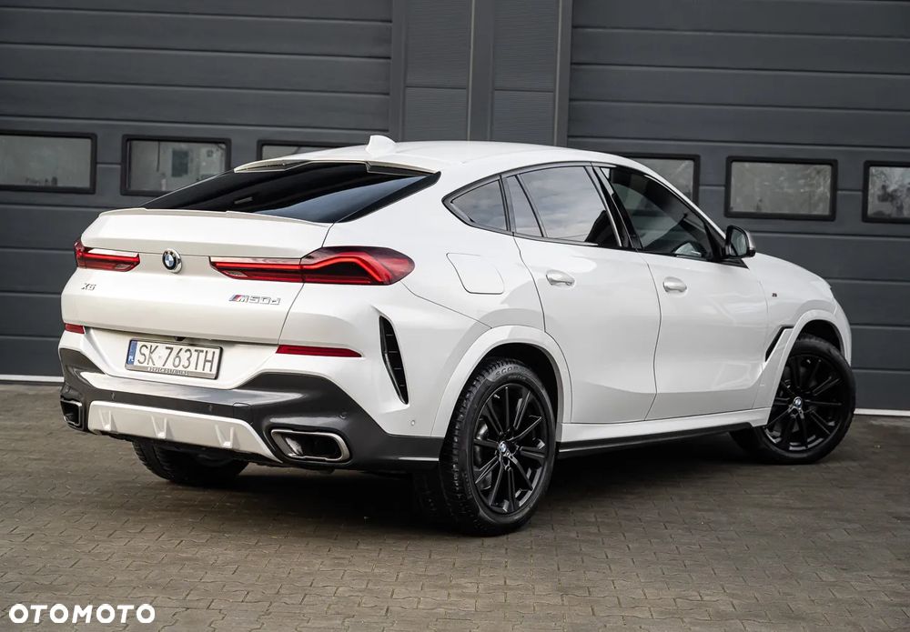 BMW X6M - 13