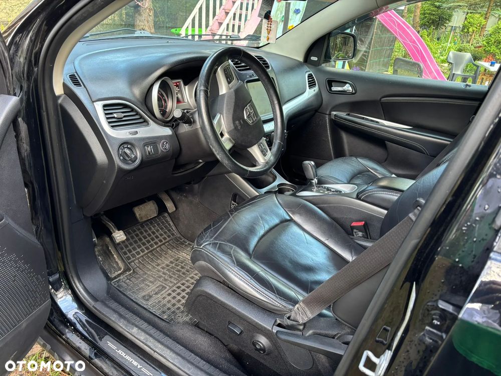 Dodge Journey - 10