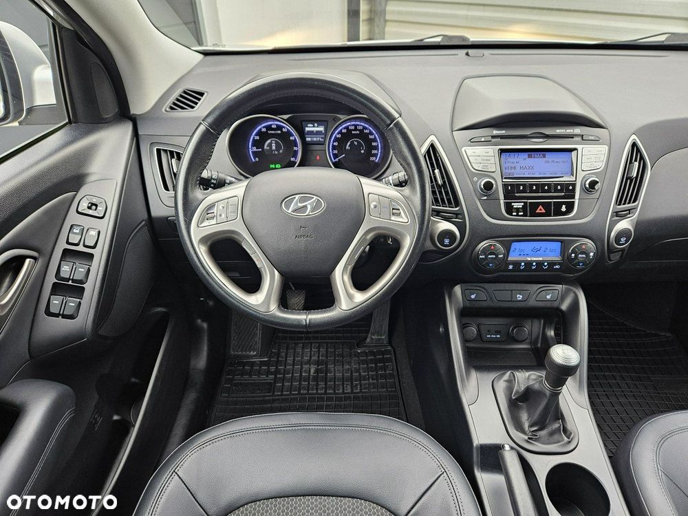 Hyundai ix35 2.0 Premium 2WD - 8