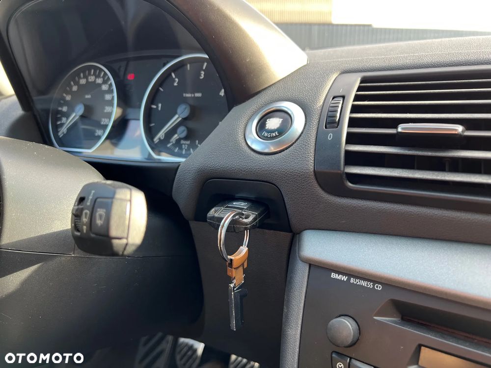 BMW Seria 1 - 22