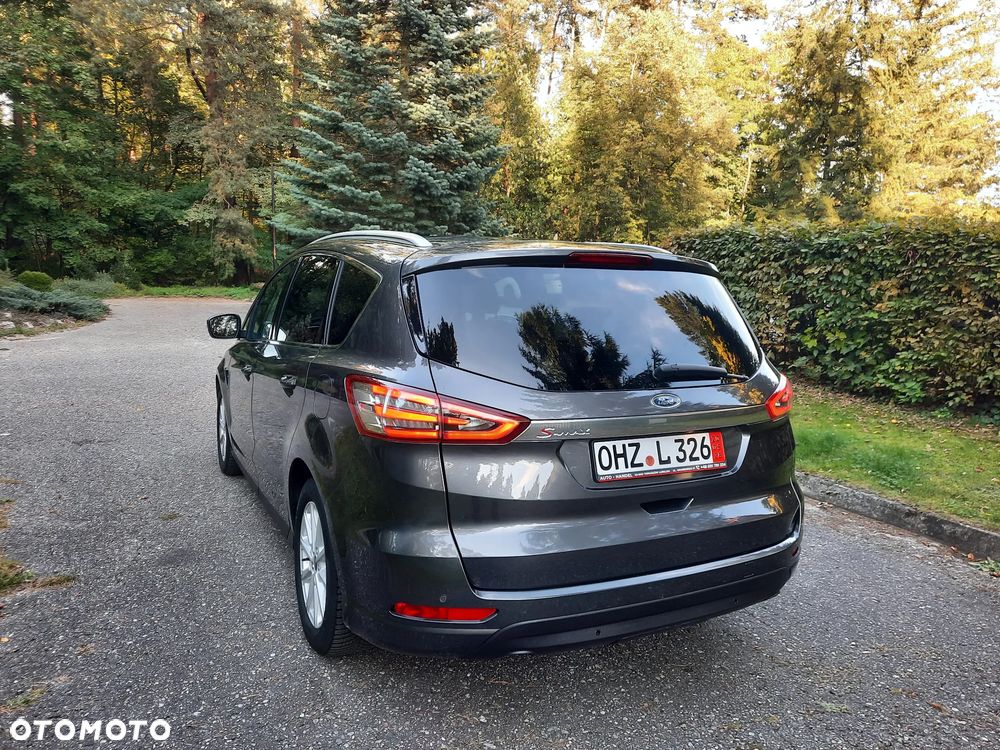 Ford S-Max - 8