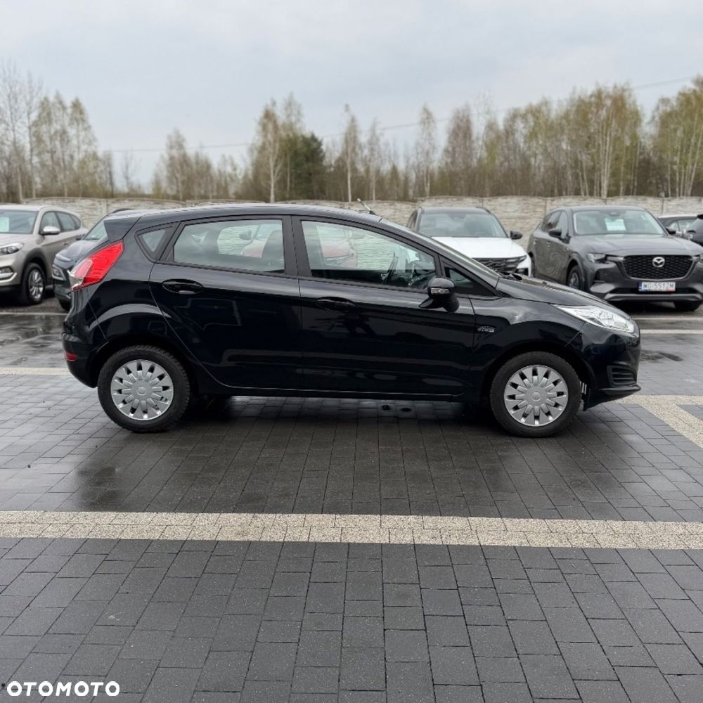 Ford Fiesta - 11