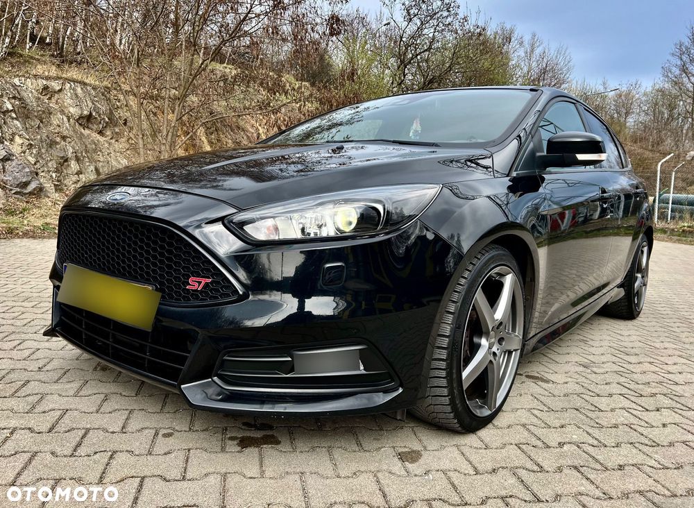 Ford Focus 2.0 TDCi ST-2 PowerShift - 23