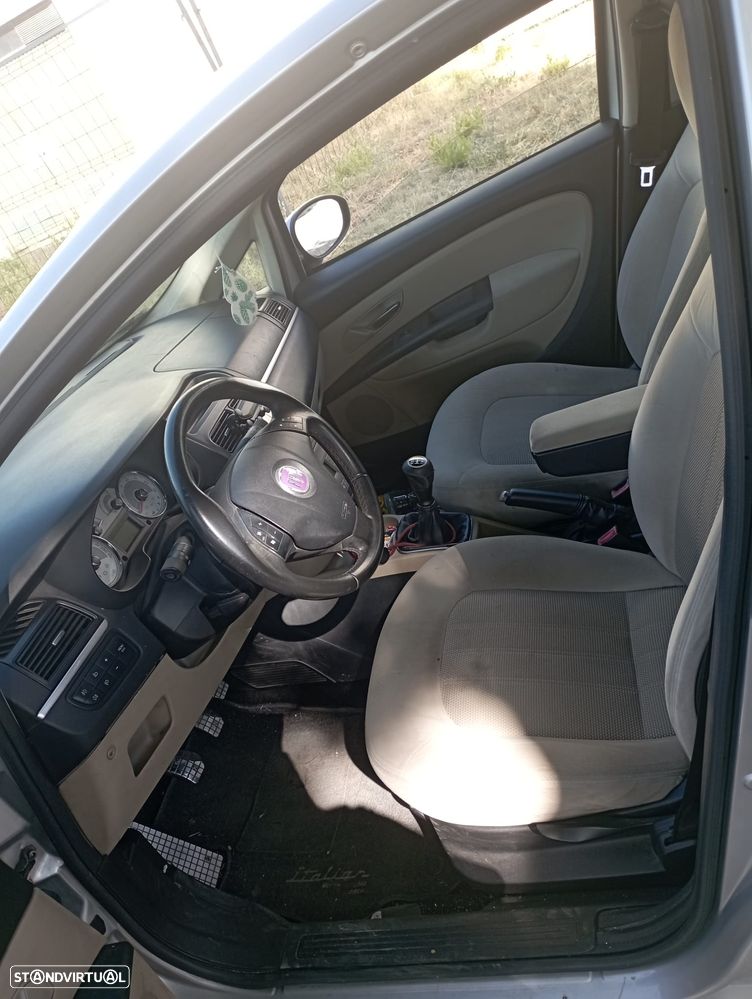 Fiat Linea 1.3 M-Jet Emotion - 6