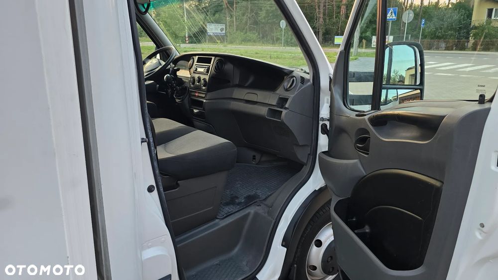 Iveco 50C15 / 3.0 150KM / KONTENER 10 PALET / BLIŹNIAKI / SALON POLSKA - 19