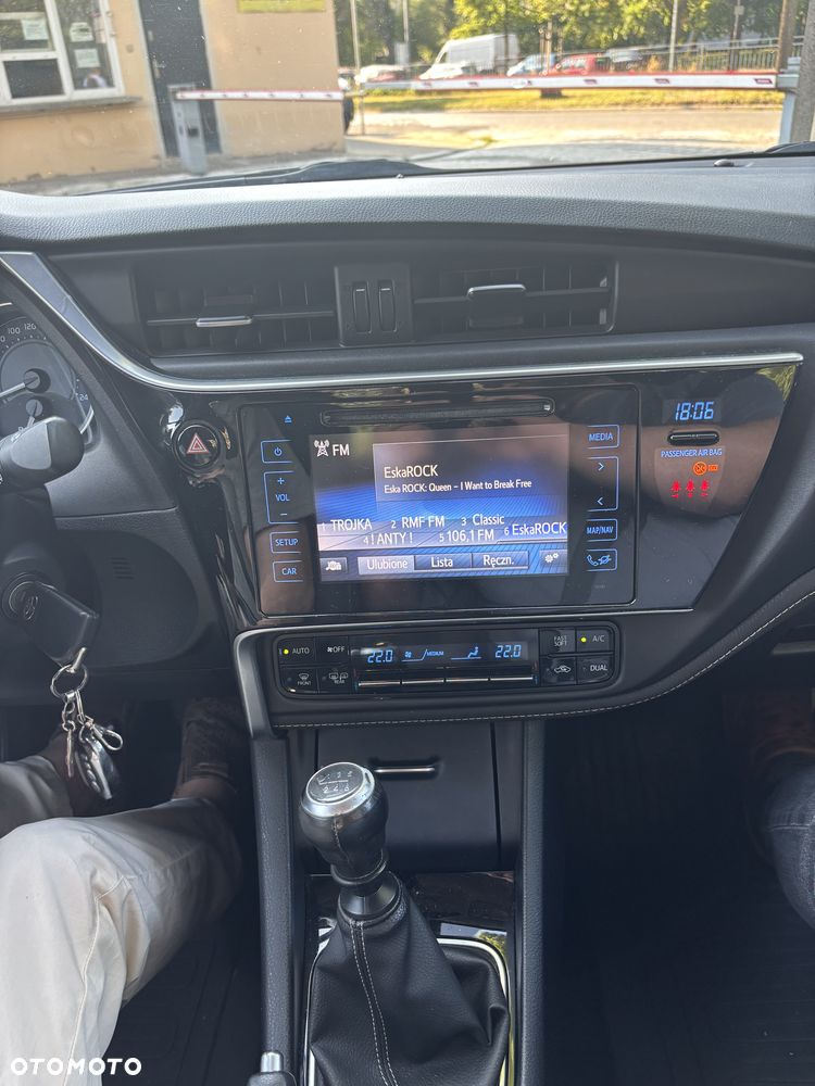 Toyota Corolla 1.6 Comfort - 5