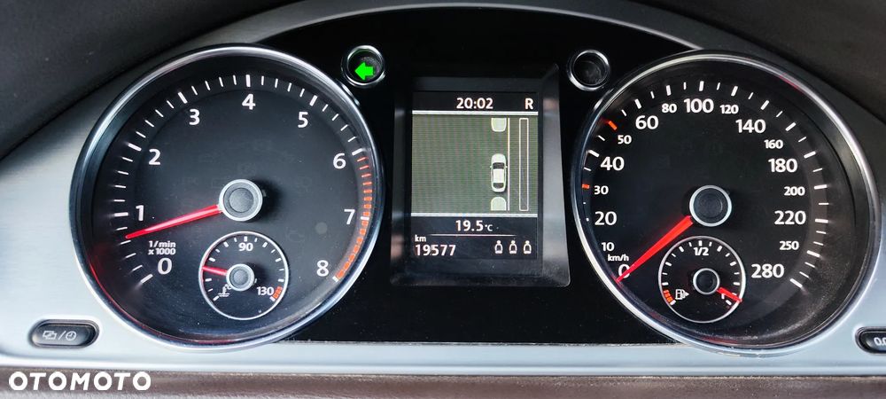 Volkswagen CC 3.6 V6 4Motion DSG - 26