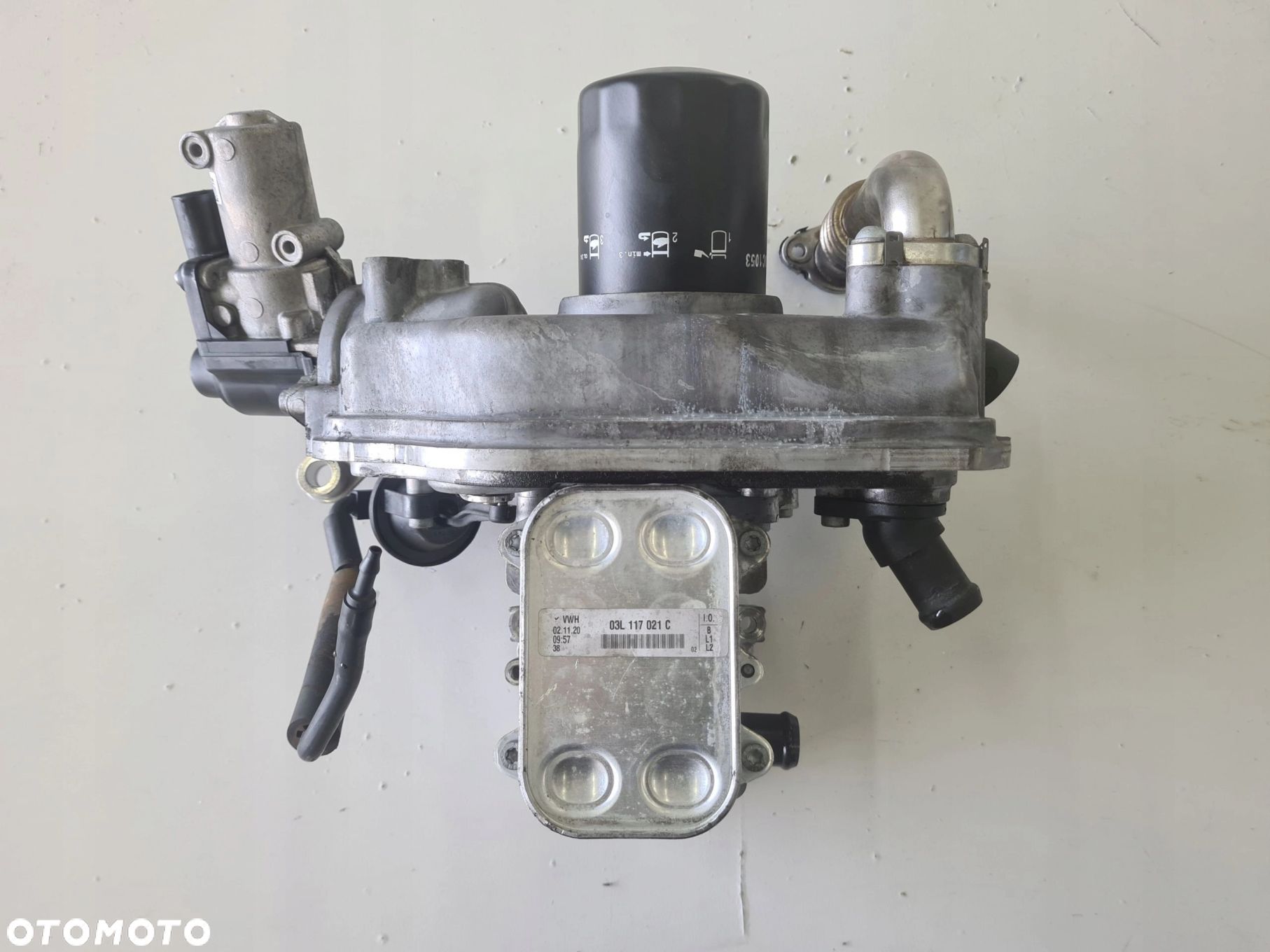 VW T5 LIFT 2.0 BiTDI chłodniczka podstawa zawór filtra oleju 03L115512D - 1