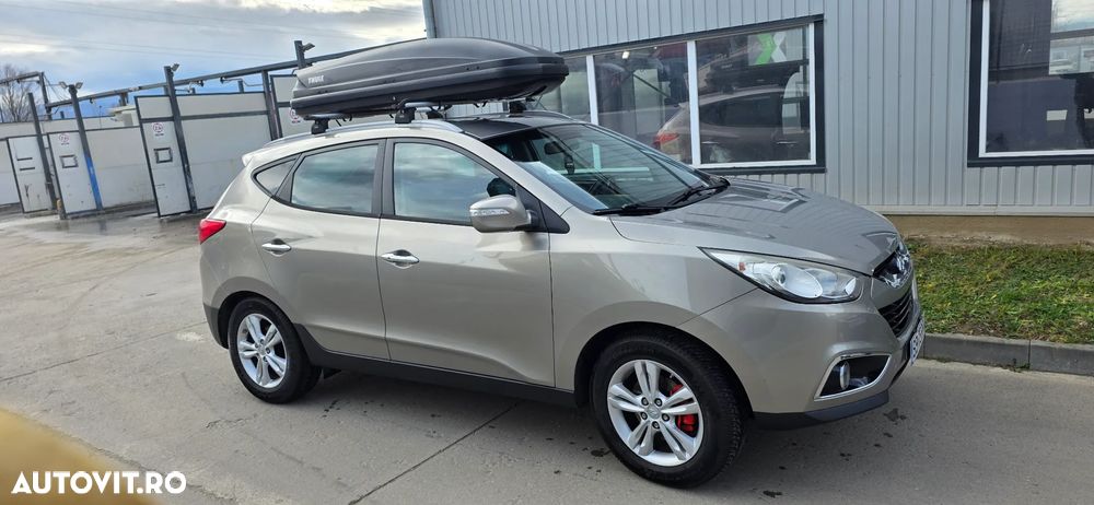 Hyundai ix35 2.0 CRDI 4WD Premium - 2