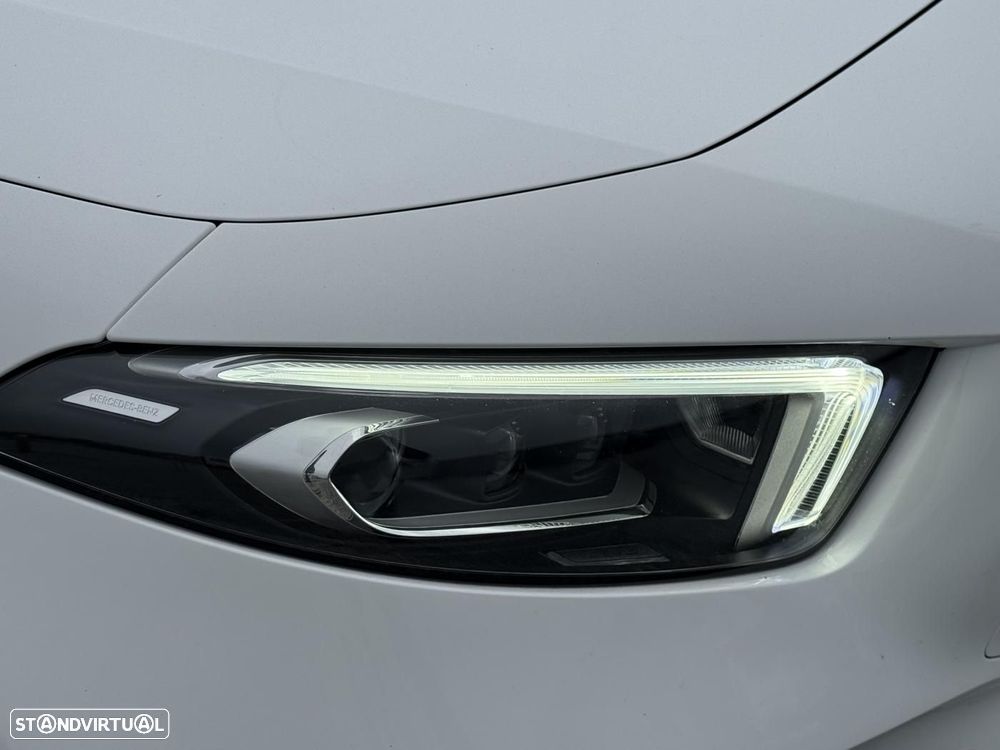 Mercedes-Benz A 250 Limousine e AMG Line - 6