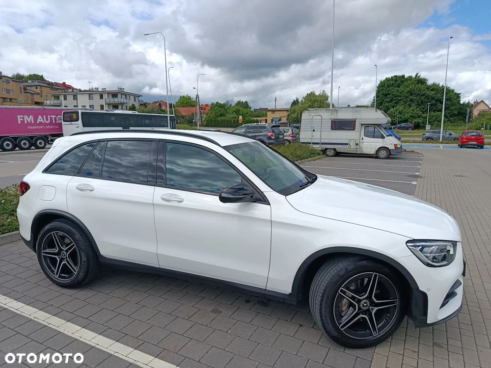Mercedes-Benz GLC 200 d 4-Matic Business Edition - 4