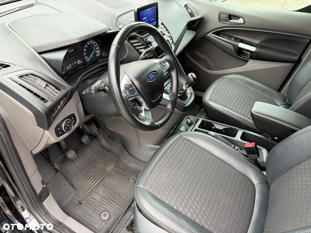 Ford Transit Connect - 10