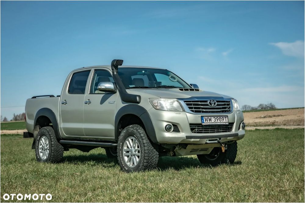 Toyota Hilux 3.0 D-4D SR5 - 3