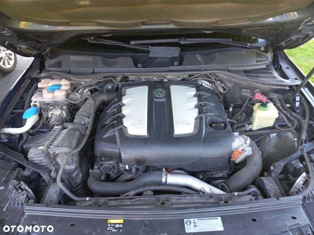 Volkswagen Touareg - 17