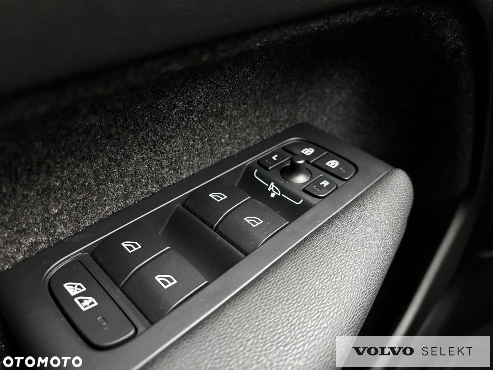 Volvo XC 40 - 12