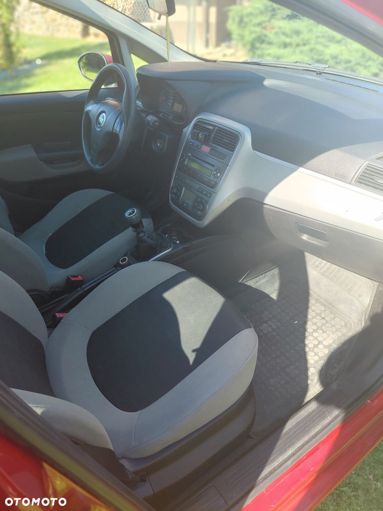 Fiat Grande Punto - 6