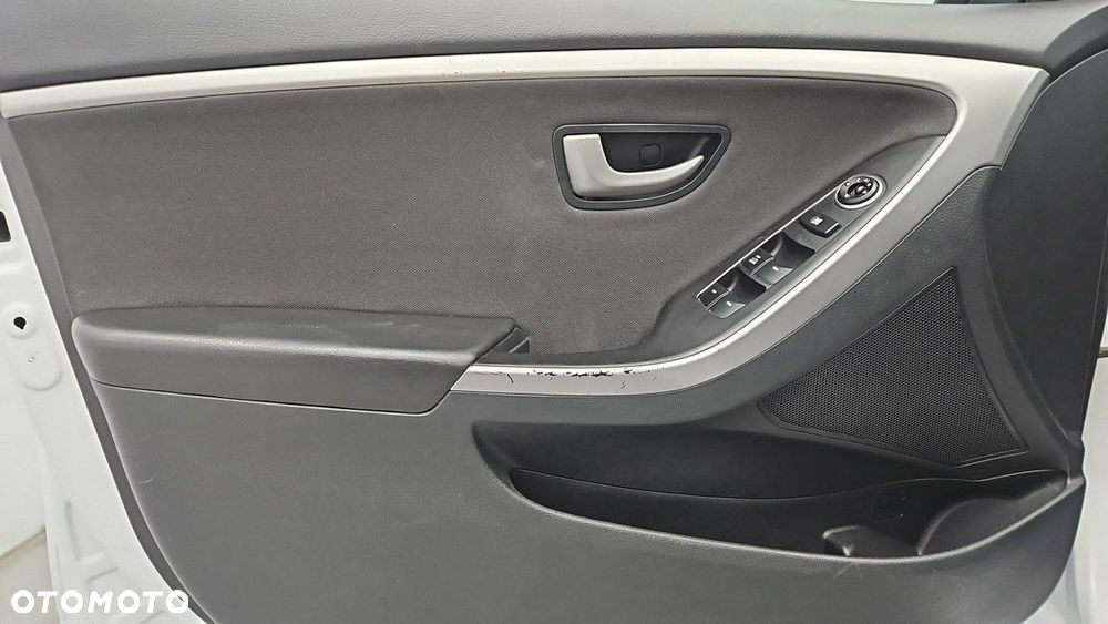 Hyundai i30 - 10