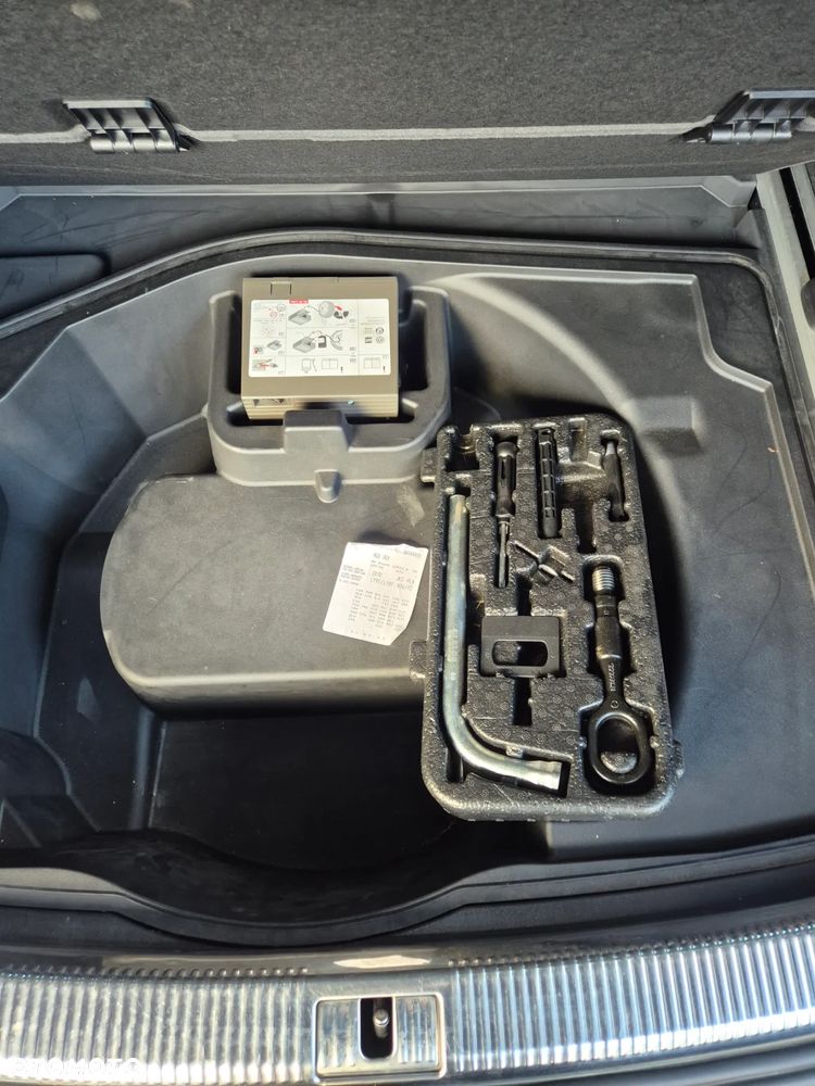 Audi A6 Avant 3.0 TDI quattro S tronic - 21