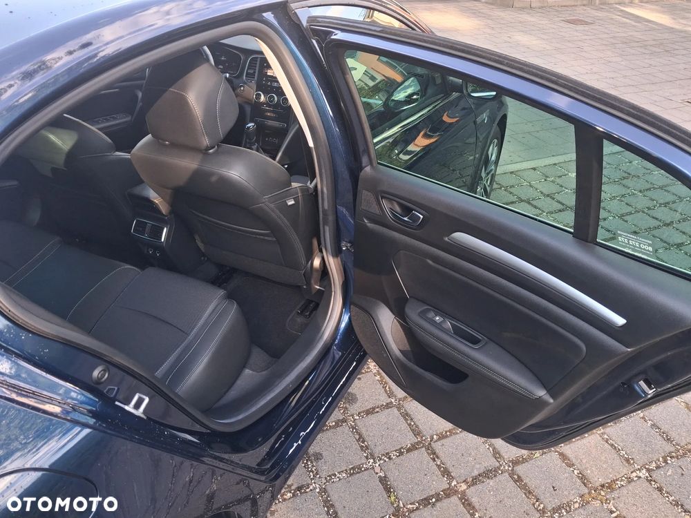 Renault Megane 1.3 TCe Techno - 8
