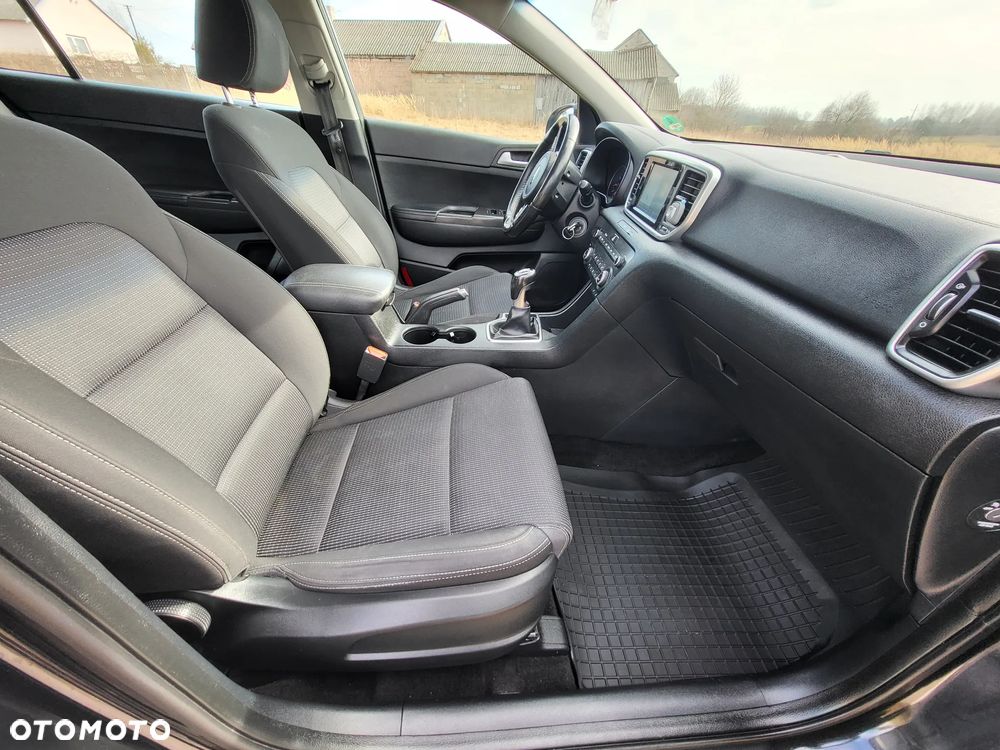 Kia Sportage 1.6 GDI L Business Line Plus 2WD - 33