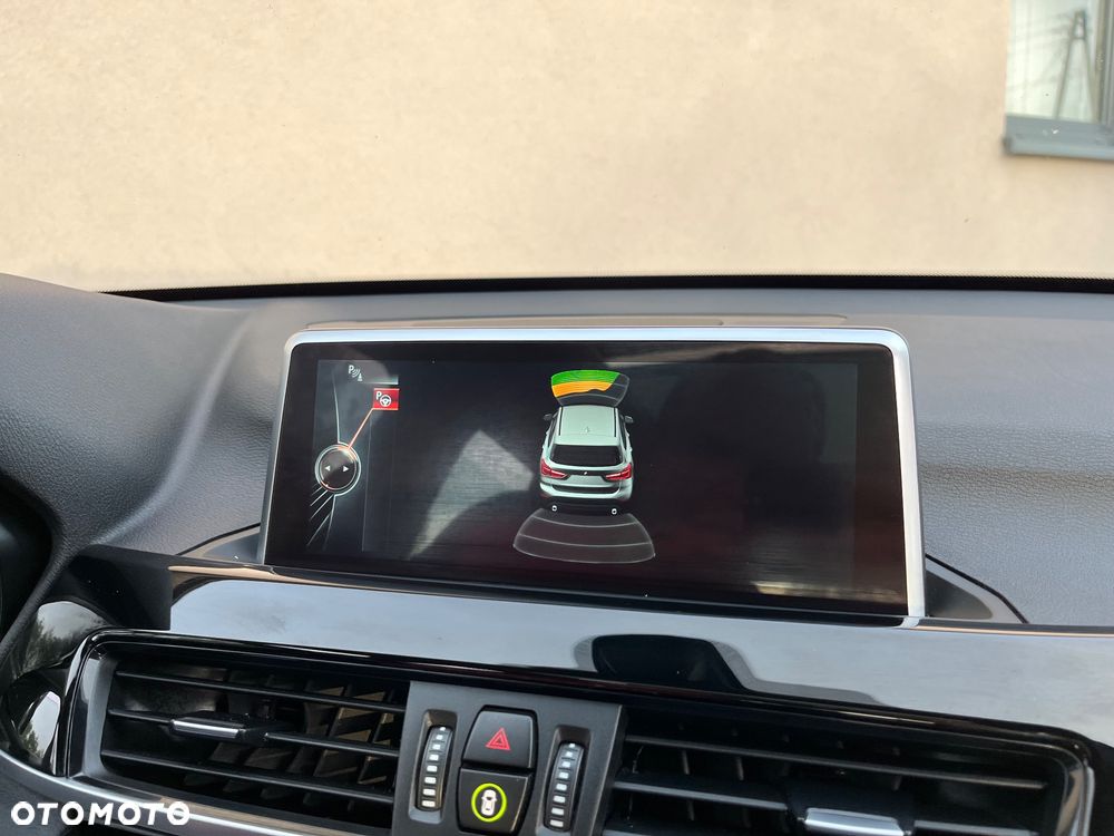 BMW X1 xDrive25d Sport Line - 14