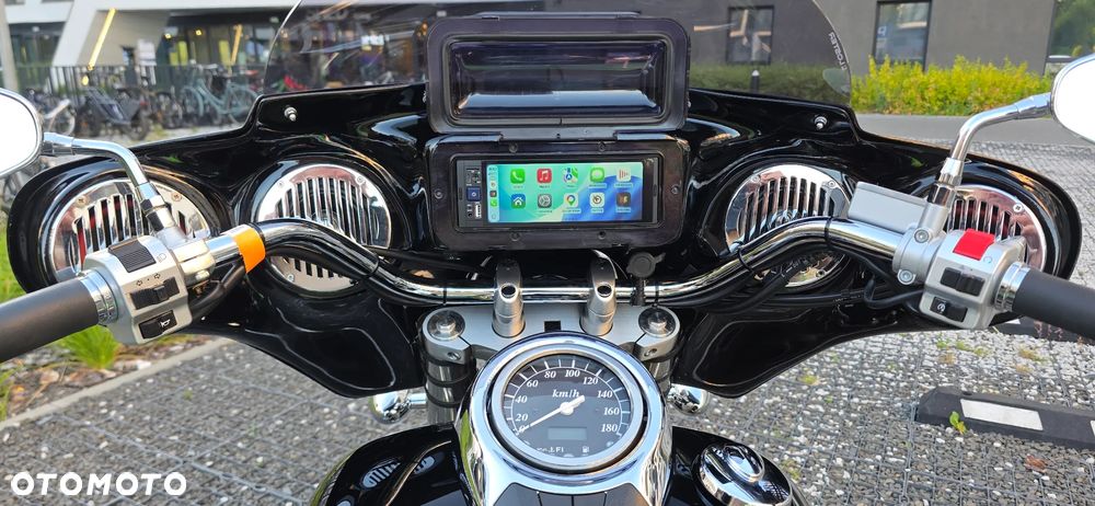 Suzuki Intruder - 7