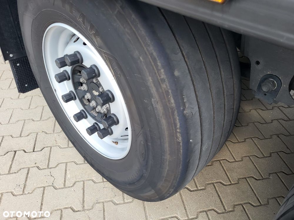 Schmitz Cargobull Kwiatówka; ThermoKing SLXi300; szyna STD; uchwyty promowe - 9
