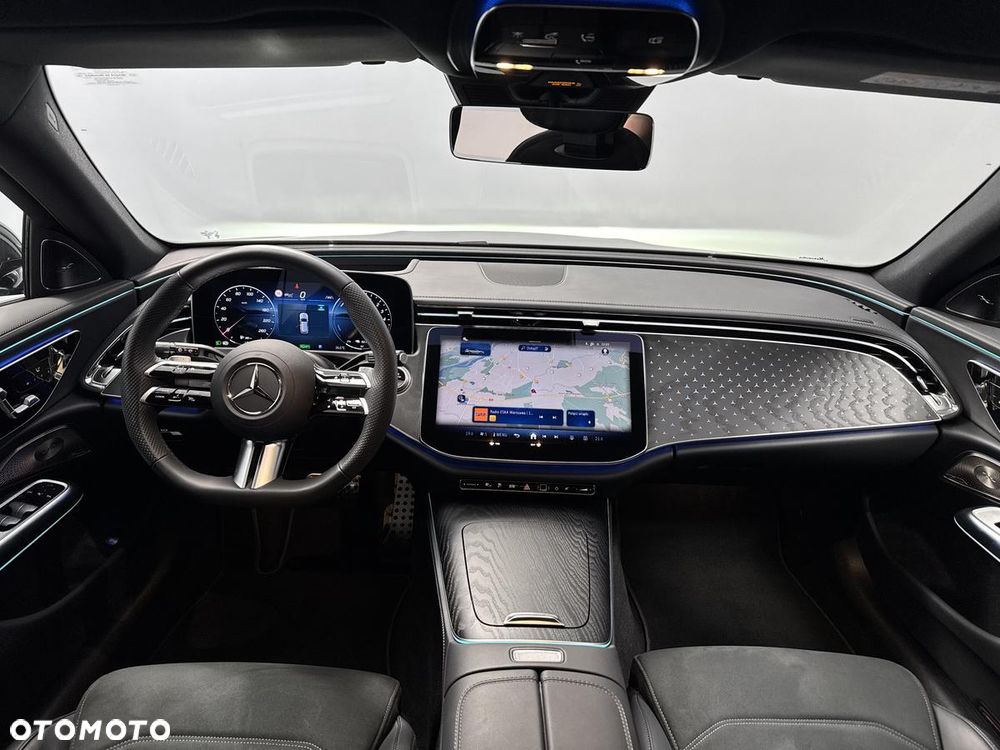 Mercedes-Benz Klasa E 300 de PHEV AMG 9G-Tronic - 23