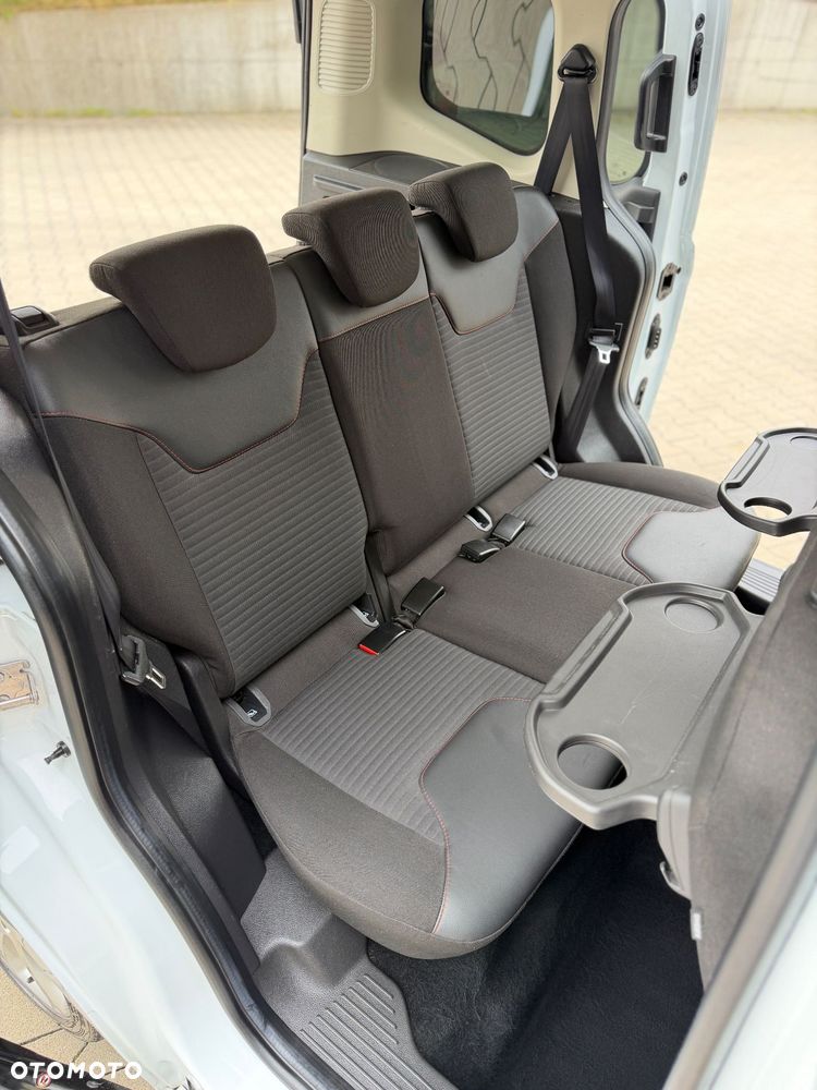 Ford Tourneo Courier 1.0 EcoBoost Titanium - 12