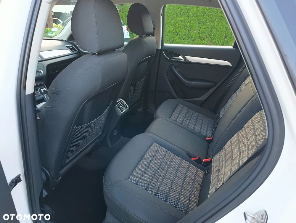 Audi Q3 2.0 TFSI Quattro S tronic - 28