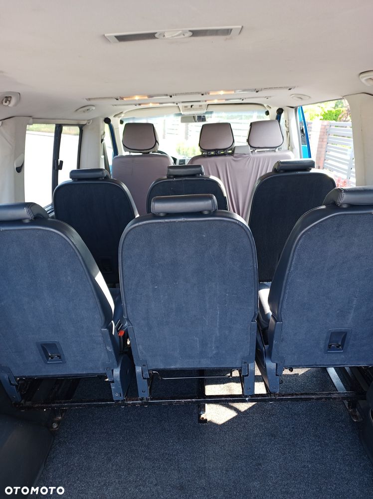 Volkswagen Transporter - 6